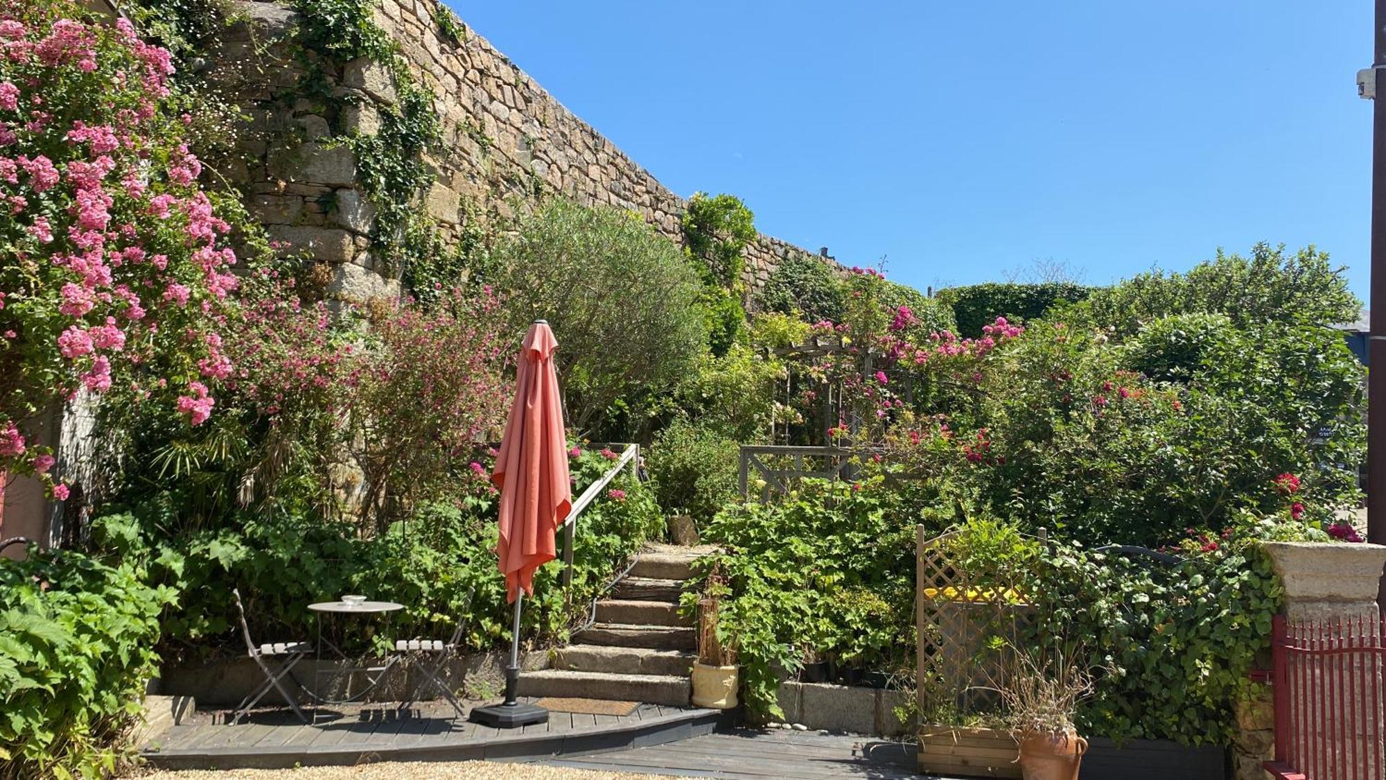 Apartamento La Marine Louannec Exterior foto